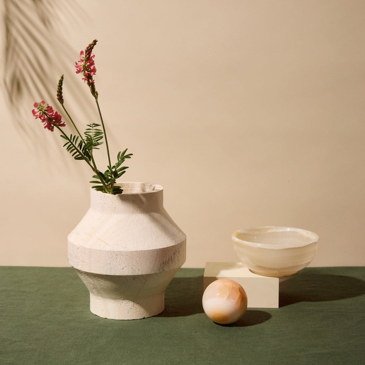 Ravessa Vase